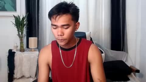 asianwildguy online show from December 22, 2024, 10:49 am