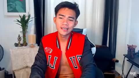 asianwildguy online show from January 28, 2025, 11:39 pm