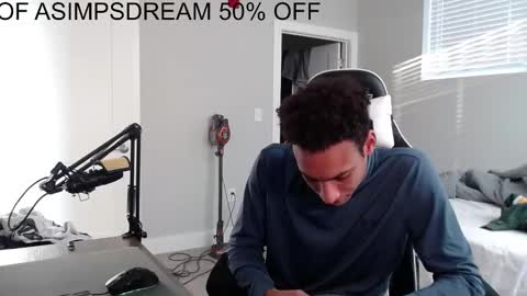 Snapshot of asimpsdream chatting on November 2, 2025, 1:24 pm asimpsdream online show from November 2, 2025, 1:24 pm