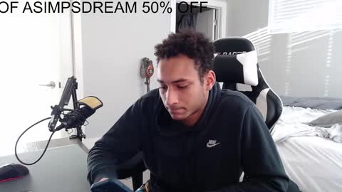 Snapshot of asimpsdream chatting on November 10, 2025, 1:43 pm asimpsdream online show from November 10, 2025, 1:43 pm