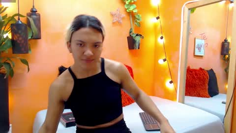 ASLY online show from December 4, 2024, 11:19 am