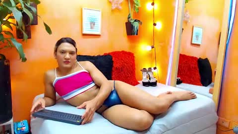 ASLY online show from December 28, 2024, 3:15 pm