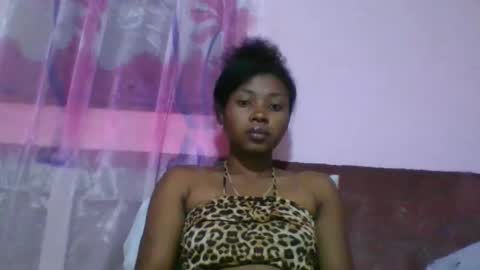 Snapshot of asmiraa chatting on December 23, 2025, 5:27 am asmiraa online show from December 23, 2025, 5:27 am