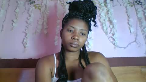 asmiraa online show from May 7, 2026, 8:31 am