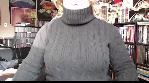 Snapshot of aspen_vale chatting on December 27, 2024, 7:24 pm Aspen Vale online show from December 27, 2024, 7:24 pm