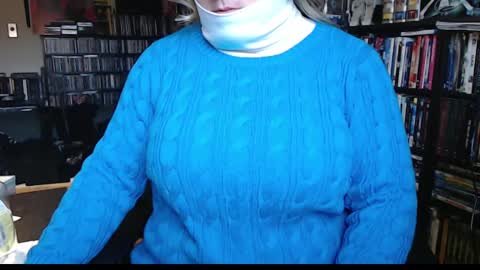 Snapshot of aspen_vale chatting on December 29, 2024, 8:04 pm Aspen Vale online show from December 29, 2024, 8:04 pm