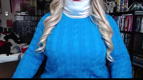 Snapshot of aspen_vale chatting on January 24, 2025, 5:21 pm Aspen Vale online show from January 24, 2025, 5:21 pm