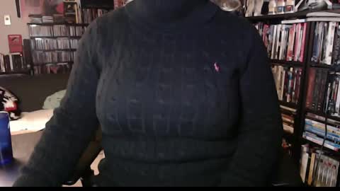 Snapshot of aspen_vale chatting on February 15, 2025, 3:42 am Aspen Vale online show from February 15, 2025, 3:42 am