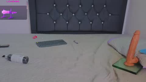 Ass naughty online show from June 24, 2026, 1:04 am