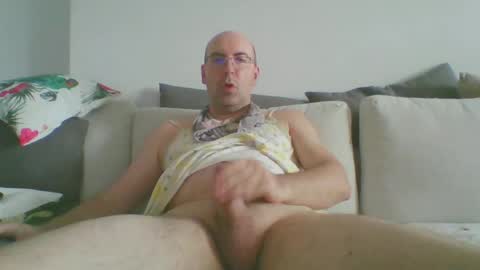 assbitch189 online show from June 12, 2026, 8:24 am
