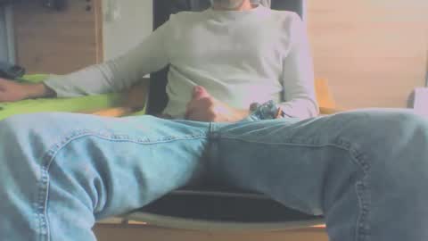 Chriss online show from May 19, 2026, 3:18 pm