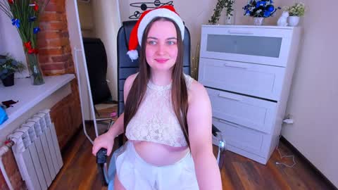 astarte_aste online show from December 22, 2024, 4:48 pm