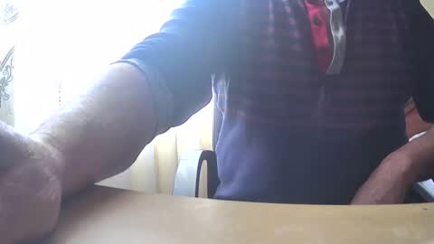 astelover online show from September 27, 2025, 10:42 am