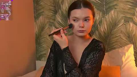 Aster Quinn online show from April 22, 2026, 3:46 pm