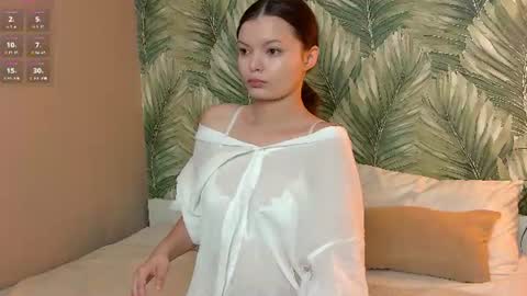 Aster Quinn online show from June 16, 2026, 3:31 am