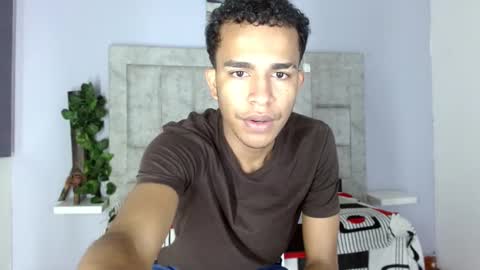 Snapshot of aston_vera chatting on September 23, 2025, 4:04 am Aston  online show from September 23, 2025, 4:04 am