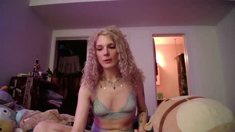 Snapshot of astorialove chatting on January 30, 2025, 12:50 am AstoriaLove online show from January 30, 2025, 12:50 am