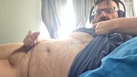 astra916 online show from February 2, 2026, 5:33 pm