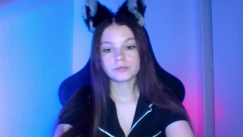 Snapshot of astradream_ chatting on October 8, 2025, 5:32 pm astradream_ online show from October 8, 2025, 5:32 pm