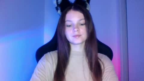 Snapshot of astradream_ chatting on October 9, 2025, 5:55 pm astradream_ online show from October 9, 2025, 5:55 pm