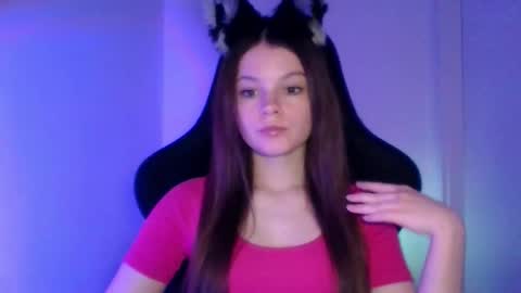 Snapshot of astradream_ chatting on October 13, 2025, 5:46 pm astradream_ online show from October 13, 2025, 5:46 pm