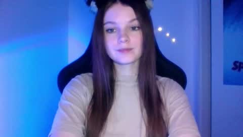 astradream_ online show from December 16, 2025, 10:26 pm