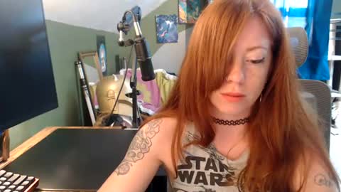 Snapshot of astraeasiren chatting on July 22, 2026, 4:43 pm AstraeaSiren online show from July 22, 2026, 4:43 pm
