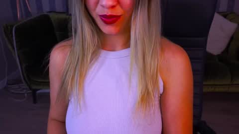 Snapshot of astraluxe_ chatting on January 26, 2025, 4:41 pm Asta online show from January 26, 2025, 4:41 pm