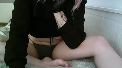 Snapshot of astrasluttyhole chatting on June 14, 2026, 2:24 am Astra online show from June 14, 2026, 2:24 am