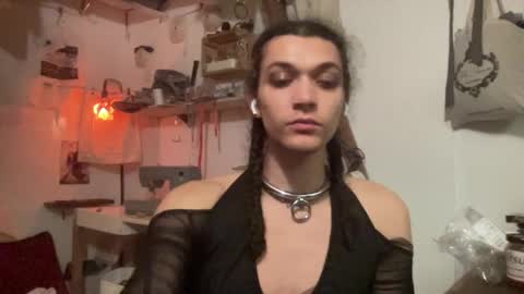 Astro Doll online show from January 11, 2026, 5:12 am