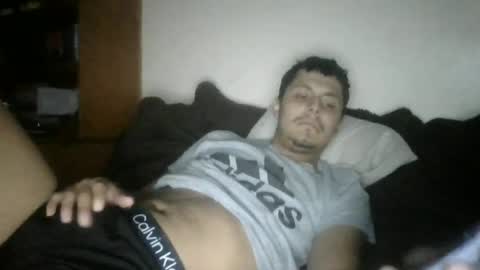 astroluis22mi online show from June 22, 2026, 5:37 am