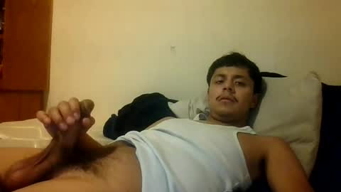 astroluis22mi online show from August 9, 2026, 4:50 am