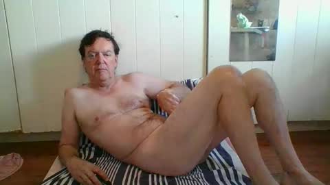 astute008 online show from February 9, 2026, 11:53 pm