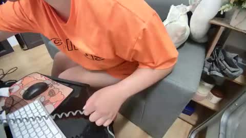 Snapshot of asuka_9x chatting on October 22, 2025, 3:18 am asuka_9x online show from October 22, 2025, 3:18 am