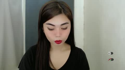 asuna_charming online show from December 25, 2024, 4:11 pm