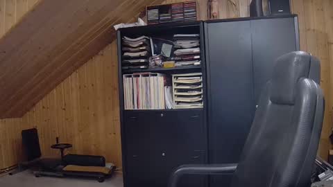 asusandy online show from October 9, 2025, 10:41 pm