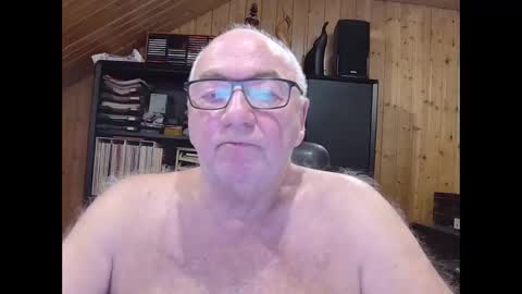 asusandy online show from February 19, 2026, 10:50 pm