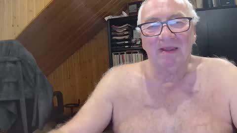 asusandy online show from May 15, 2026, 10:50 pm