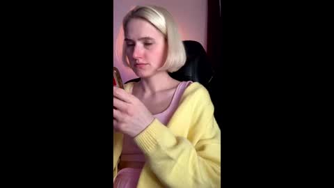 asya_new online show from September 18, 2025, 12:23 am