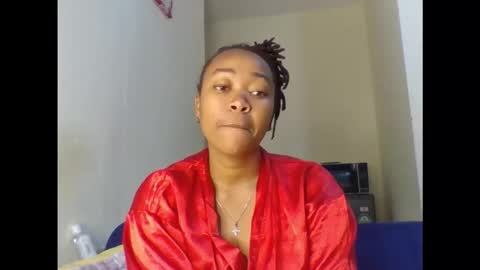 atara_seren online show from March 18, 2026, 4:32 pm