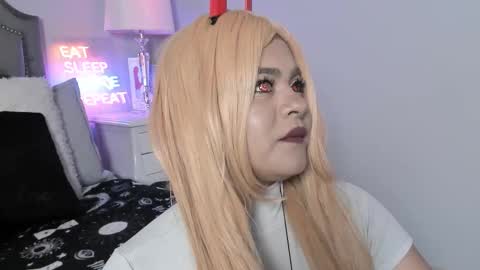 Athena online show from October 24, 2025, 7:43 pm