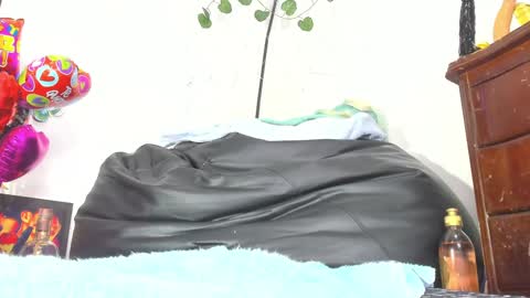 Snapshot of atenea16 chatting on December 7, 2024, 1:36 am ATENEA online show from December 7, 2024, 1:36 am