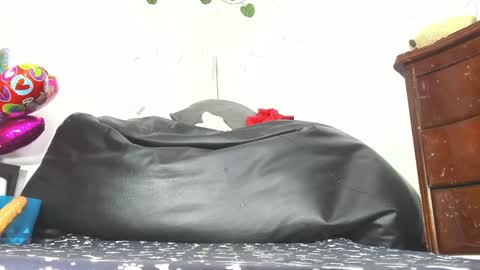 Snapshot of atenea16 chatting on January 18, 2025, 9:13 pm ATENEA online show from January 18, 2025, 9:13 pm