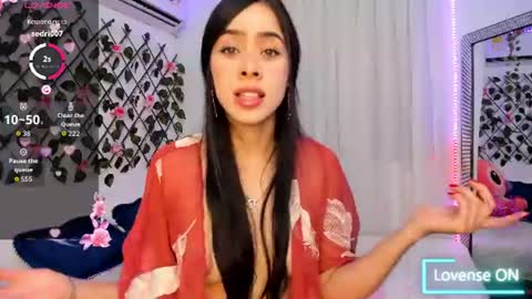 Snapshot of atenea_kros chatting on June 12, 2026, 10:19 pm Atenea online show from June 12, 2026, 10:19 pm