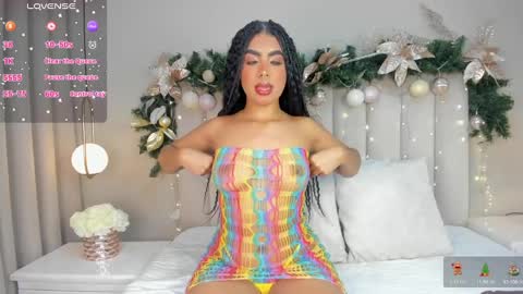 ATENEA ROBERTS Sofia online show from December 6, 2024, 2:13 am