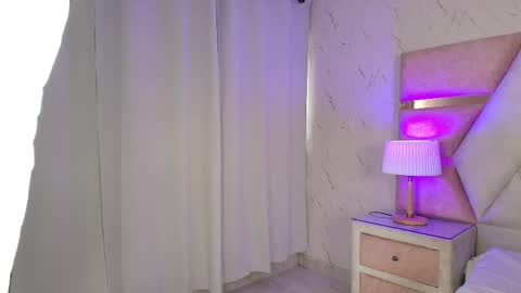 Ateneavip online show from May 8, 2026, 1:16 pm
