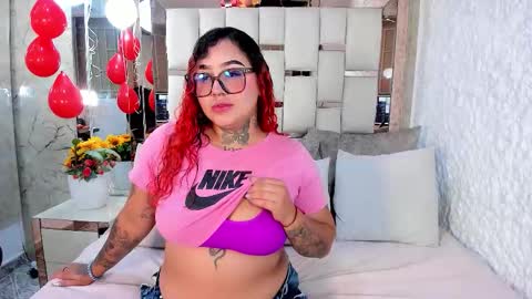 Snapshot of atennea_diiossa chatting on October 17, 2025, 11:46 am Atennea Diiossa online show from October 17, 2025, 11:46 am