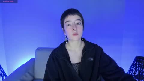 Snapshot of atheena__ chatting on June 5, 2026, 12:11 pm Athenea online show from June 5, 2026, 12:11 pm
