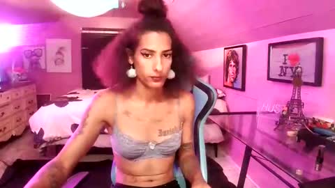 Snapshot of athena_the_godess chatting on October 13, 2025, 1:49 am xoxo G0DD3SS xoxox online show from October 13, 2025, 1:49 am
