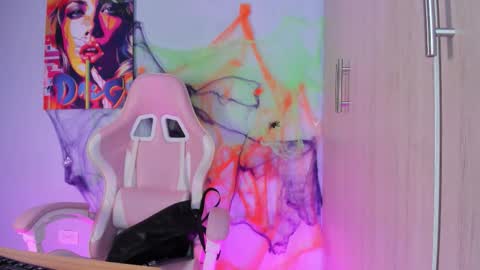 Snapshot of athenea__fox chatting on October 28, 2025, 11:47 am athenea__fox online show from October 28, 2025, 11:47 am